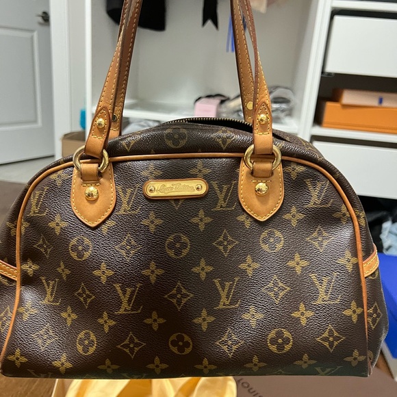 DISCONTINUED 100% AUTHENTIC Louis Vuitton Monogram Montorgueil PM - Picture 4 of 13